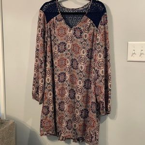 V neck long sleeve Patterned dress